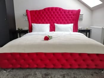 Zespol Palacowo-Parkowy w Dabrowce