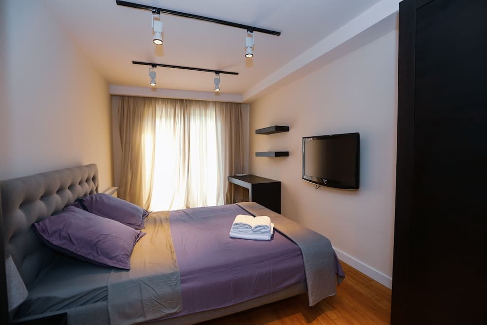 Hosthub 2 Bedroom near Dry Bridge SmartTV