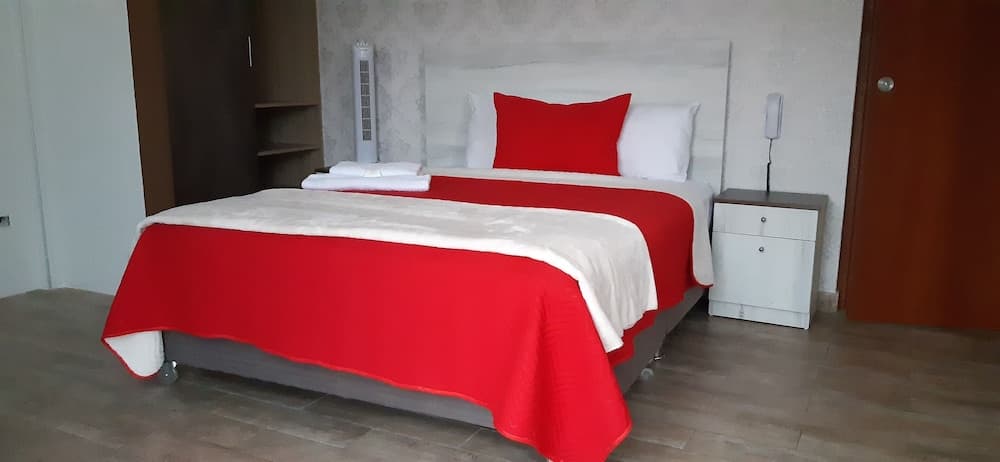 Piedra Blanca Luxury Hotel