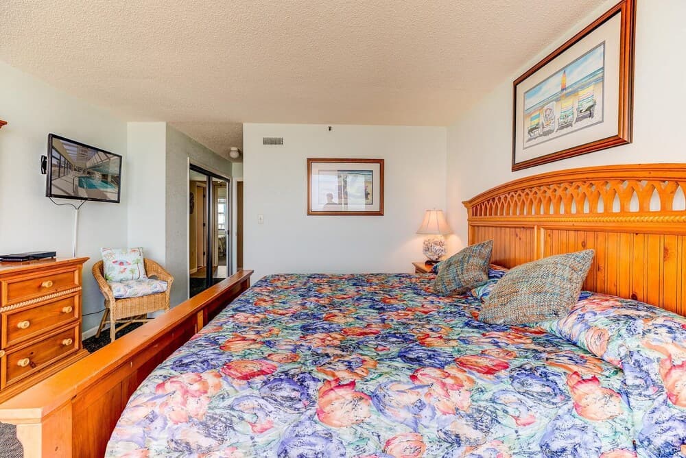 Sea Winds 206 3 Bedroom Condo by Redawning