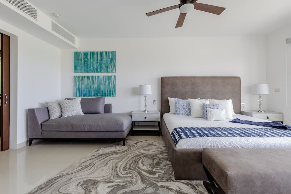 Casa Marina 2 Bedroom Condo by Redawning