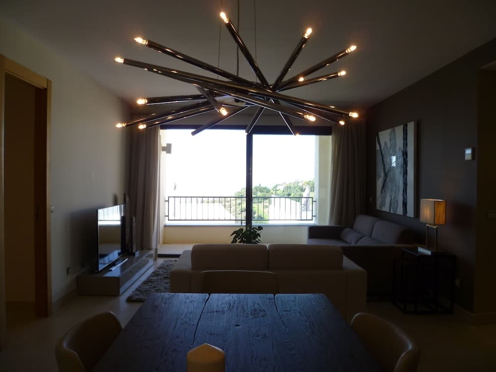 Luxurious Apartment With Spa Area