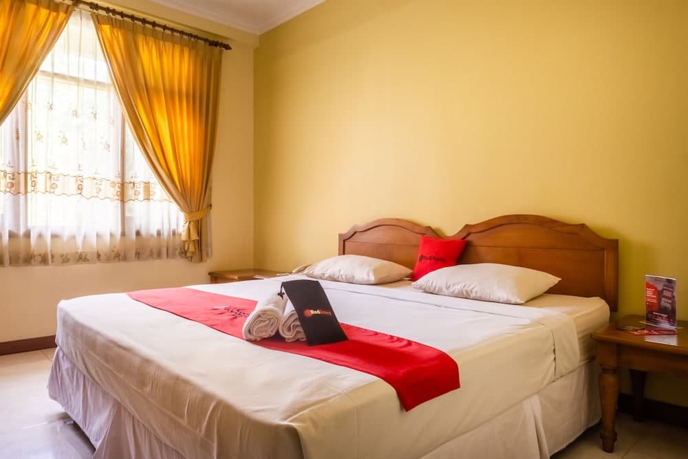 RedDoorz Plus near Brawijaya Museum