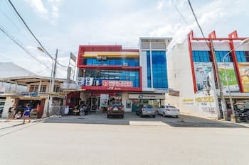 RedDoorz Plus @ San Roque Roxas City