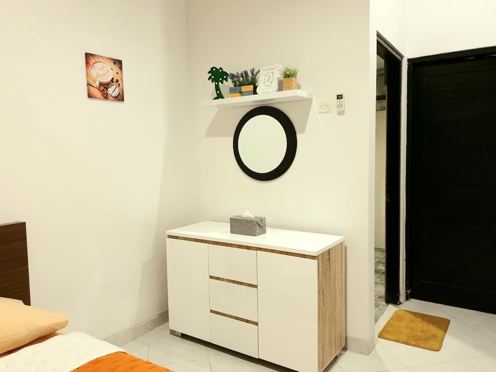 Comfy Room in Piliau Residence