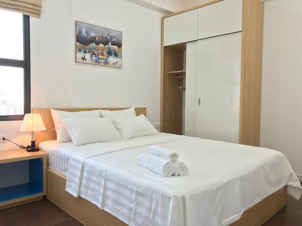 Bayhomes D'Capitale Serviced Apartment