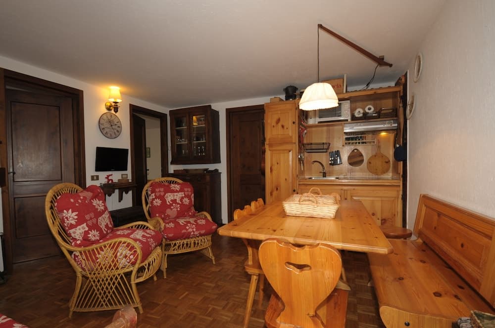 JOIVY Courmayeur Entrelevie Casa di Montagna