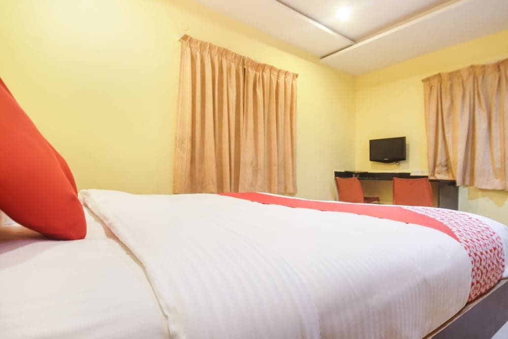 OYO 48704 Rashi Farms