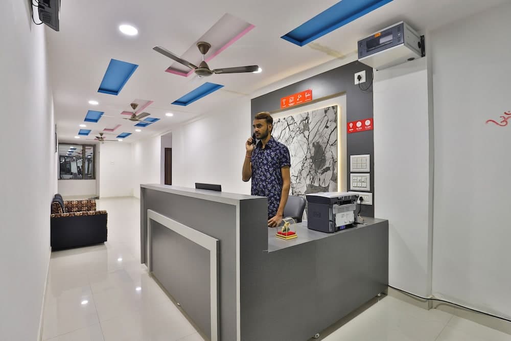 OYO 29317 Milan Guest House