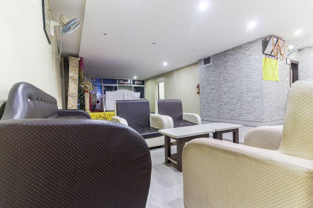 OYO 42780 Hotel Neelkanth