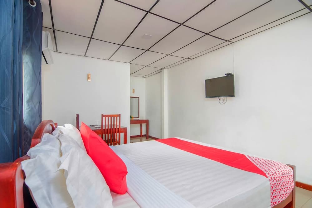 OYO 385 Sanri Villa Negombo