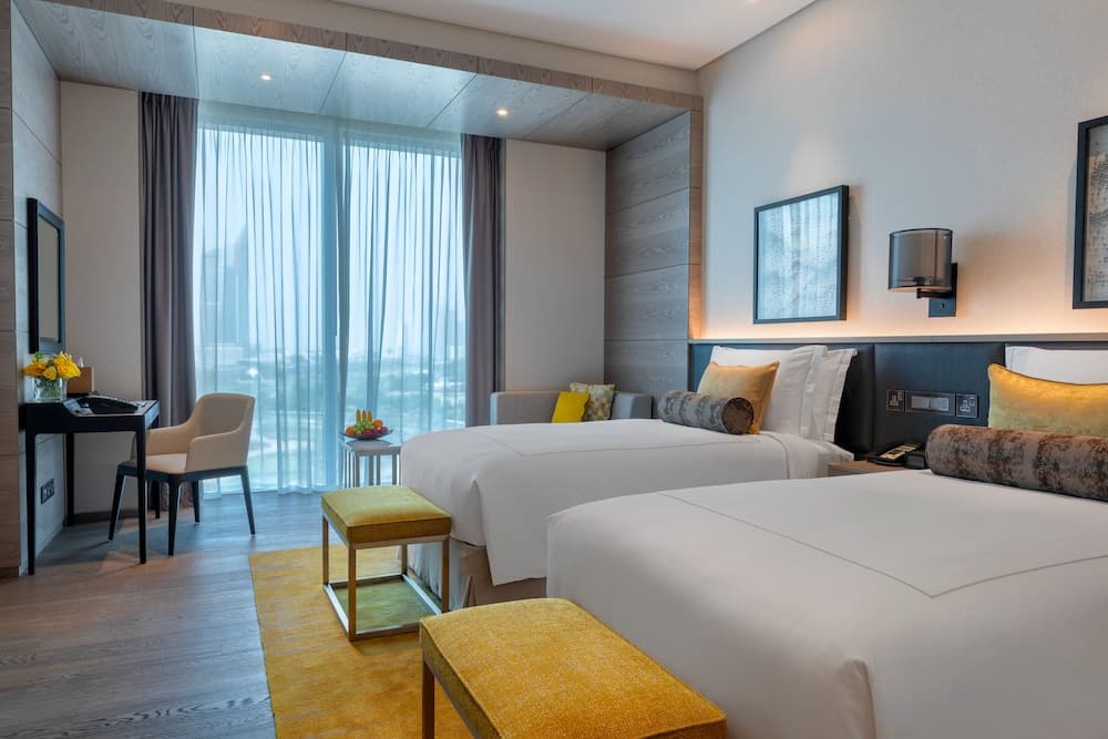 Taj Jumeirah Lakes Towers