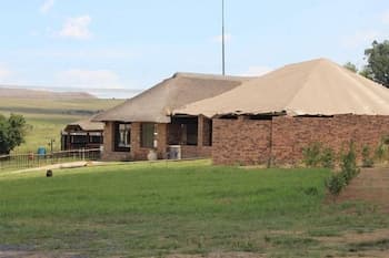 Lily Villa Country Lodge