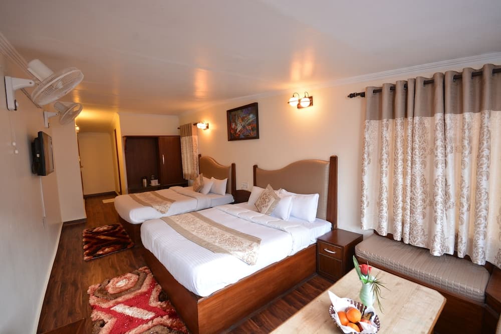 Hotel Happy Home The Lake Paradise