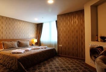 Arnavutkoy House Airport