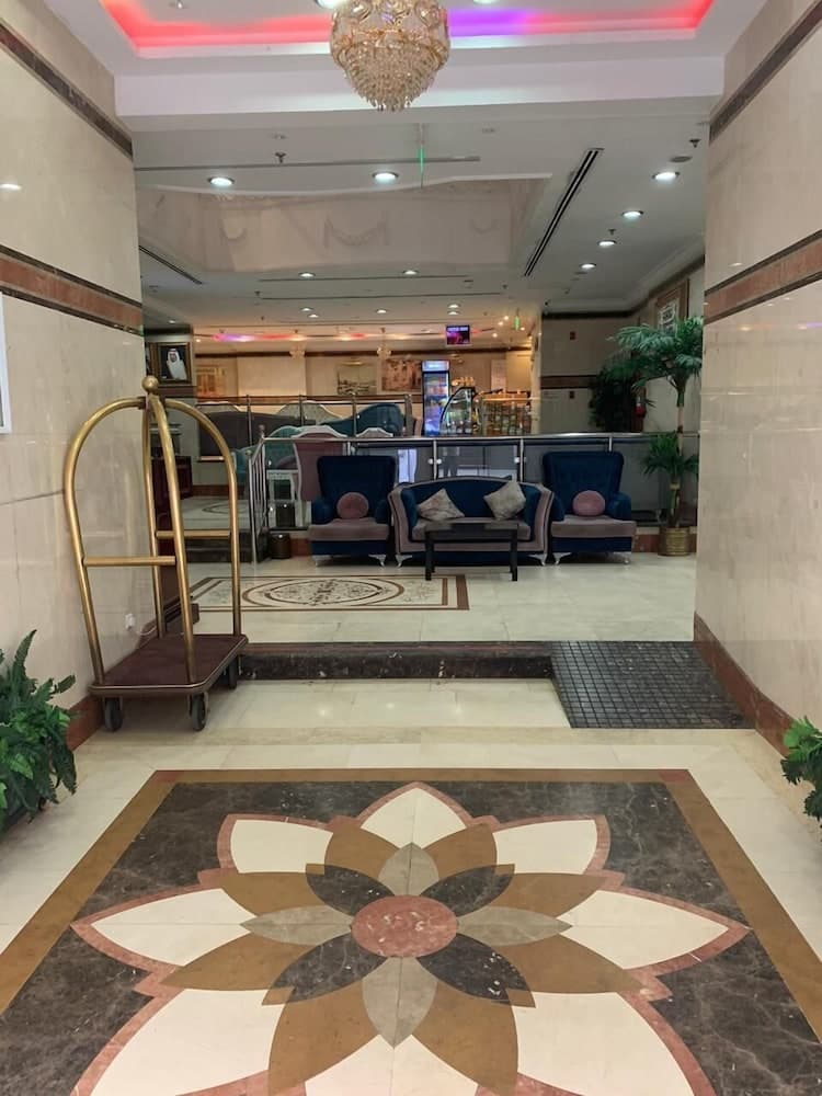 Manarat Al Taj Hotel