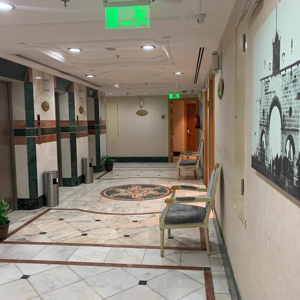 Manarat Al Taj Hotel