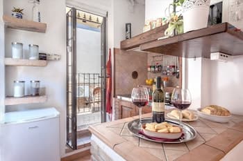 Ferrara Mercato Fancy Studio