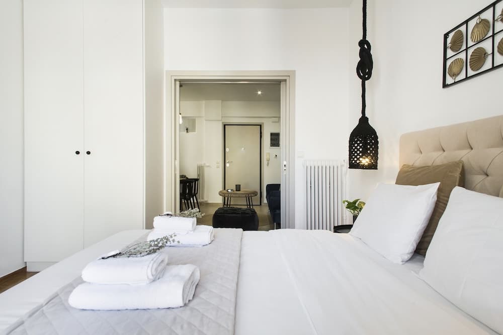 Modern Bohemian Style Sun-Splashed Loft