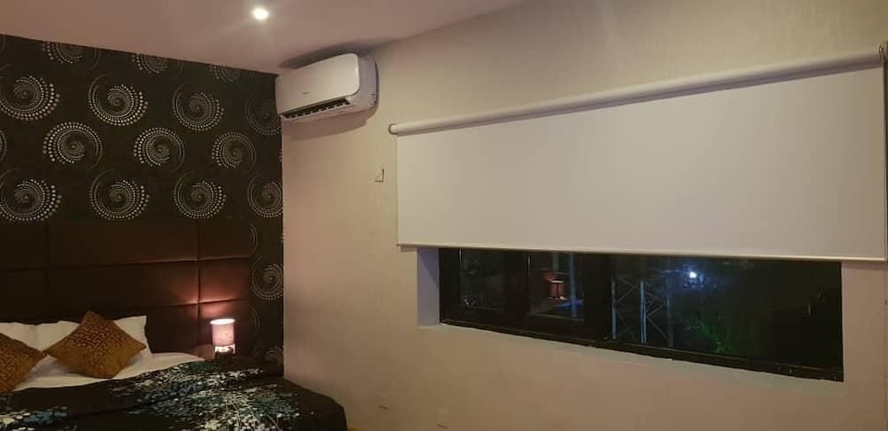 Bamboo Lounge and Guesthouse