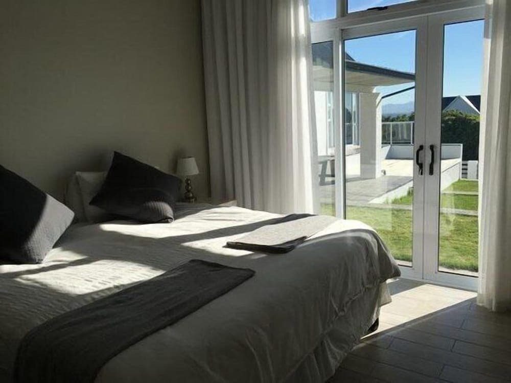 Irish Corner St Francis Bay