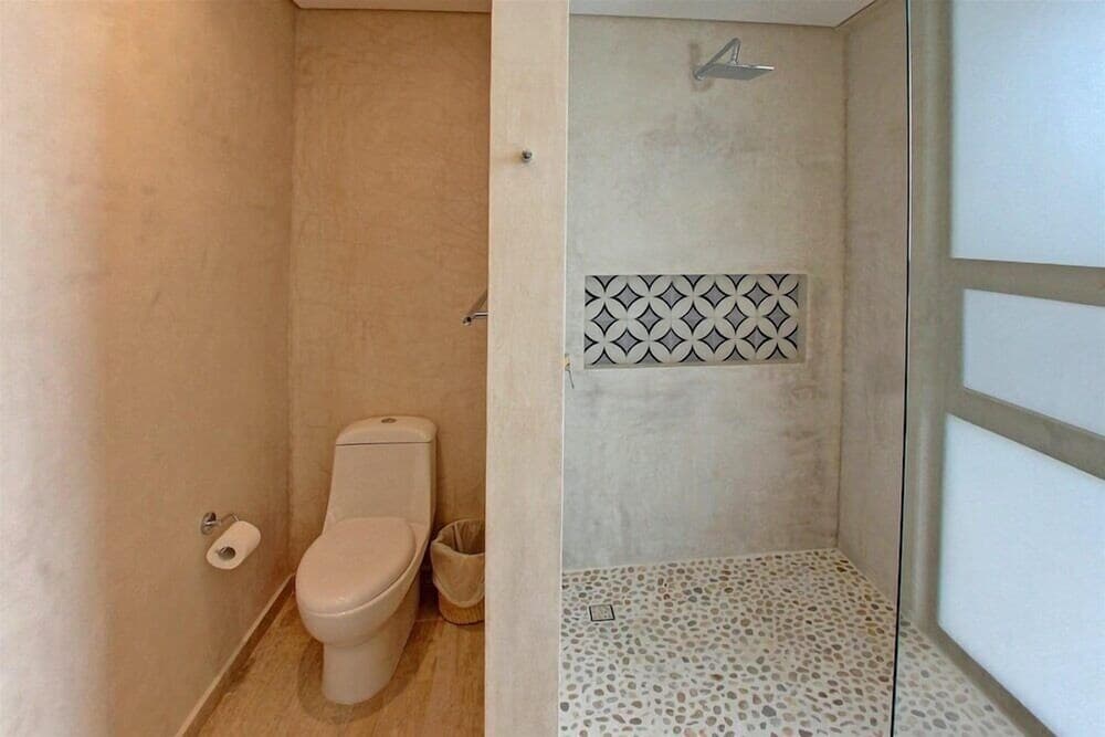 Fall In Love With The 360 Degree Infinity Pool @ PANORAMIC D 204- By Salt-Kisses