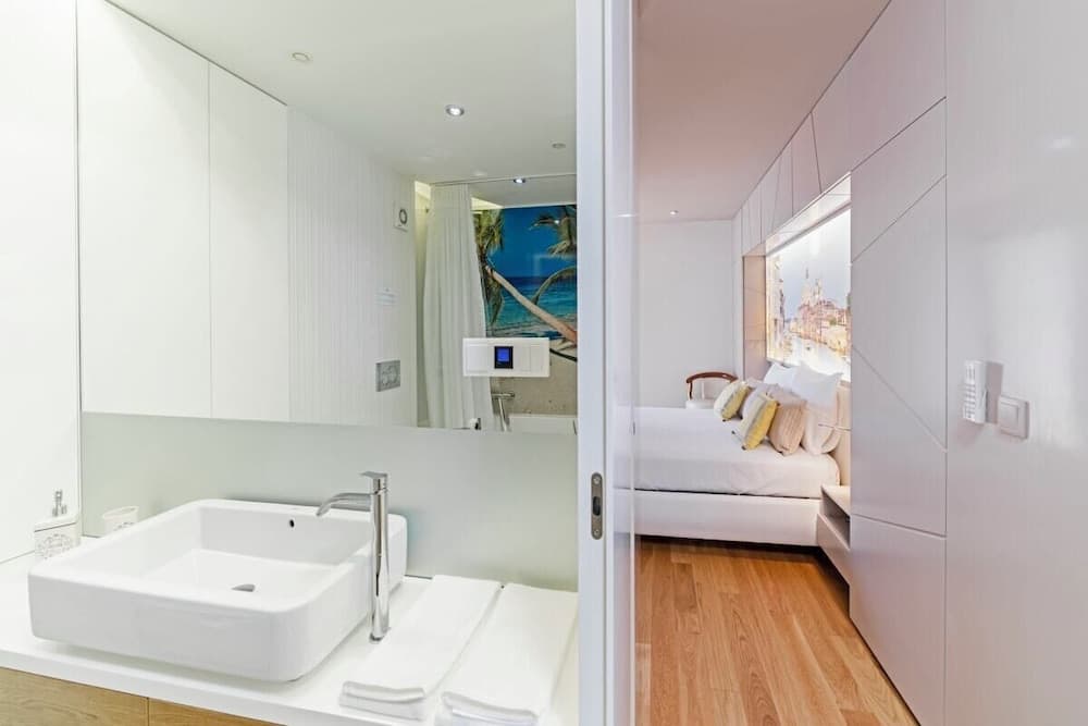 Baía I by An Island Apart