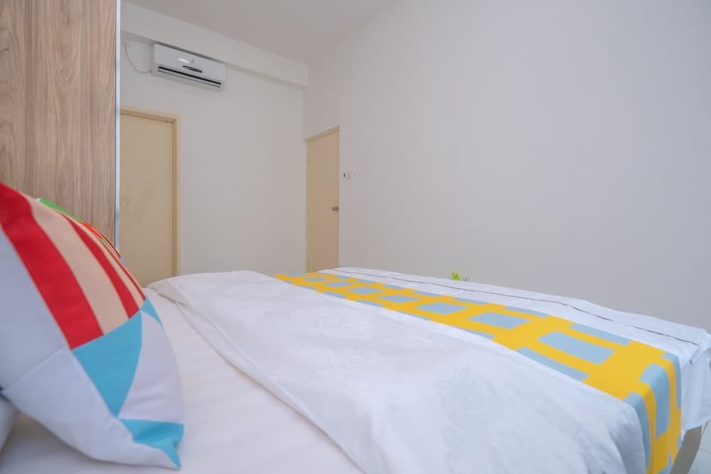 OYO Home 89458 Amazing 2br D'summit