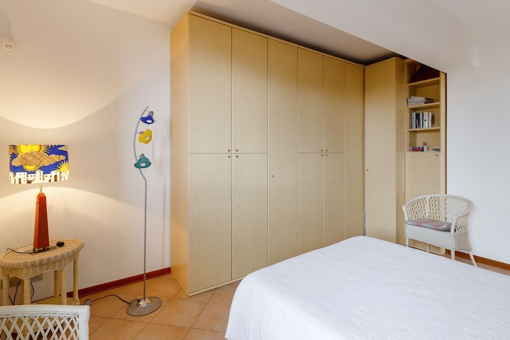 Fontana Vecchia Seaview Apartment 