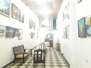 Ayaymama Mystic Backpacker