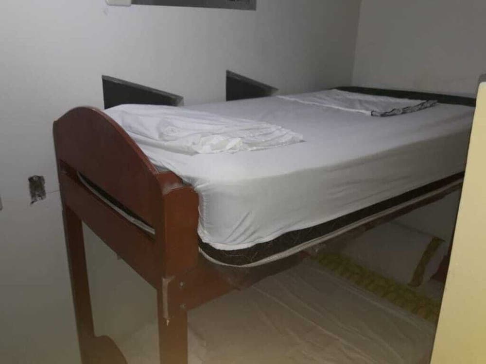 Ayaymama Mystic Backpacker