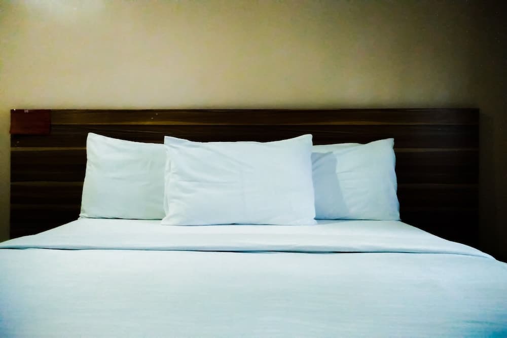 Beneville Hotel and Apartment