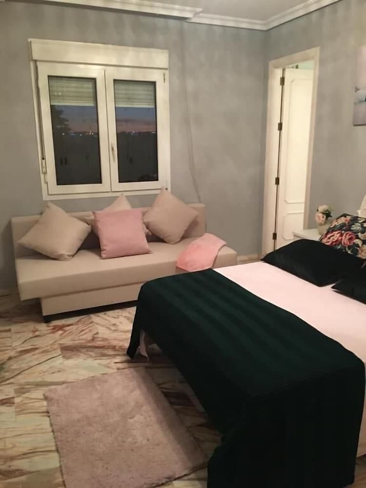 Wish-Suite San Jacinto de Sevilla Apartment