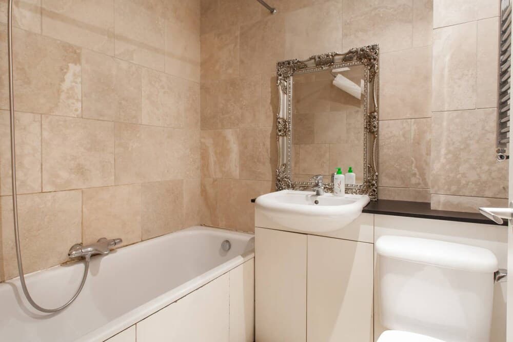 1 Bedroom Flat near Hoxton & Shoreditch