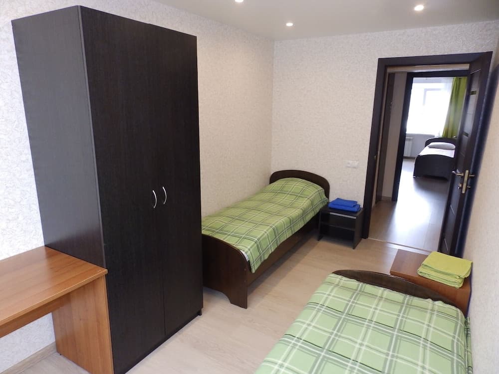 3 rooms apartment on Spartaka 18