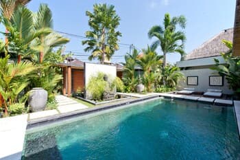 Private Villa in Seminyak 1142