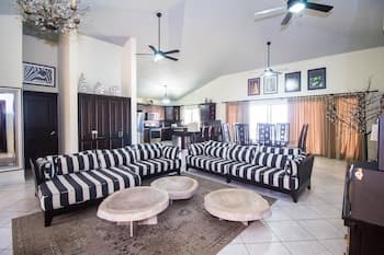 New! 6 Bedroom Ocean View