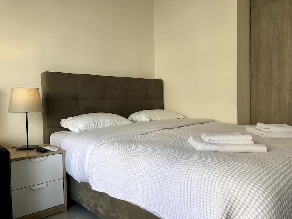 InCity El Metro 101, Deluxe Studio