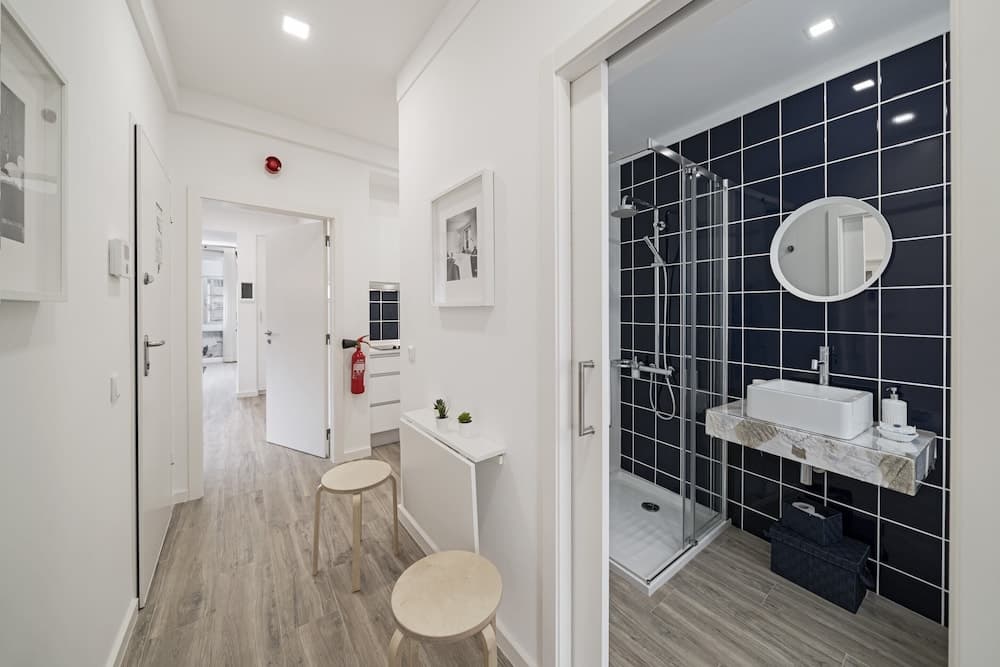 Drapes Design Apartments II by An Island Apart