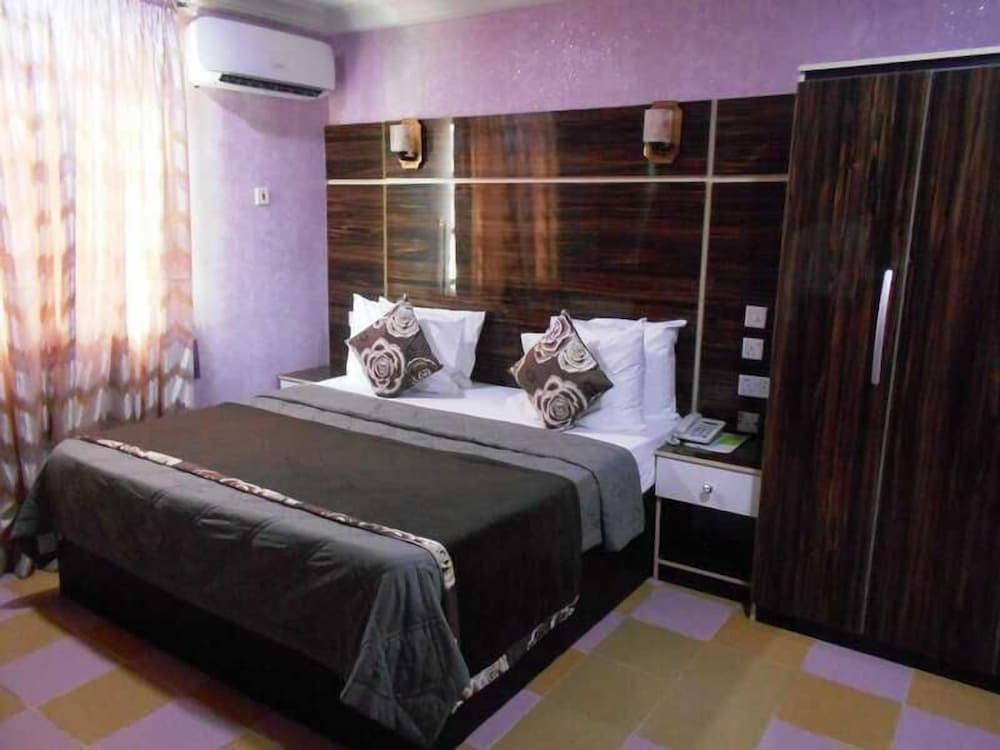 St. Regis Hotels & Resorts