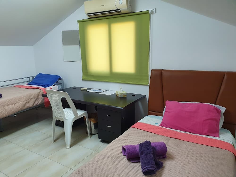 Acticon Rooms Larnaca