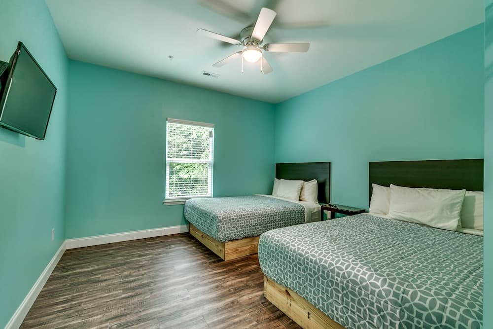 Together Resorts 9th Ave Resort Unit C