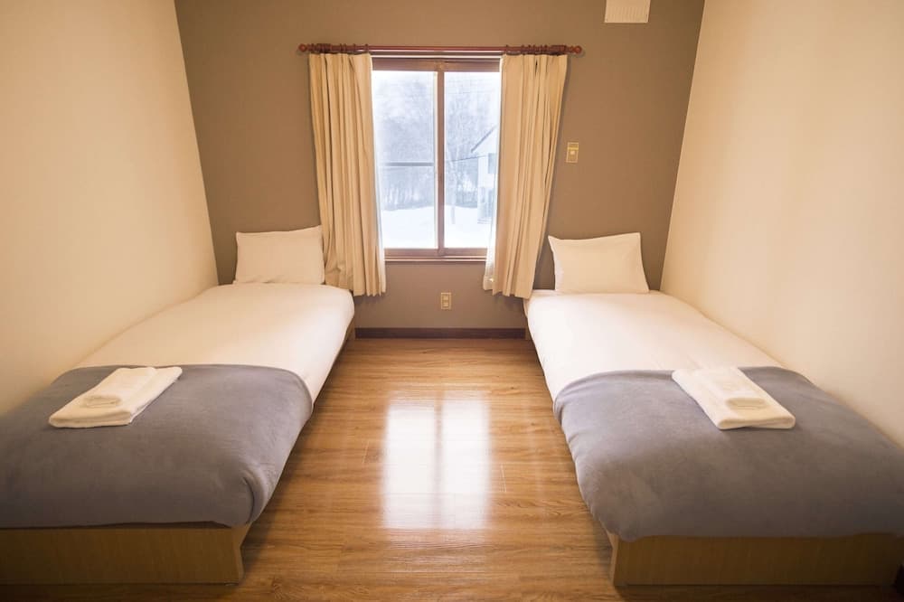 Annupuri Mountain View Lodge