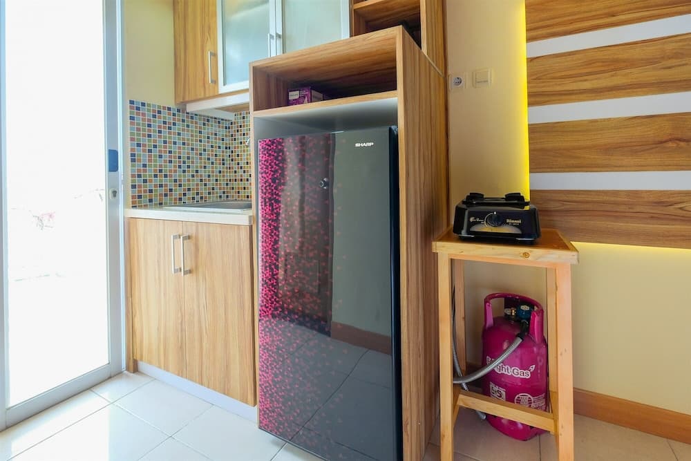 Minimalist and Comfy Studio at Pluit Sea View Apartment