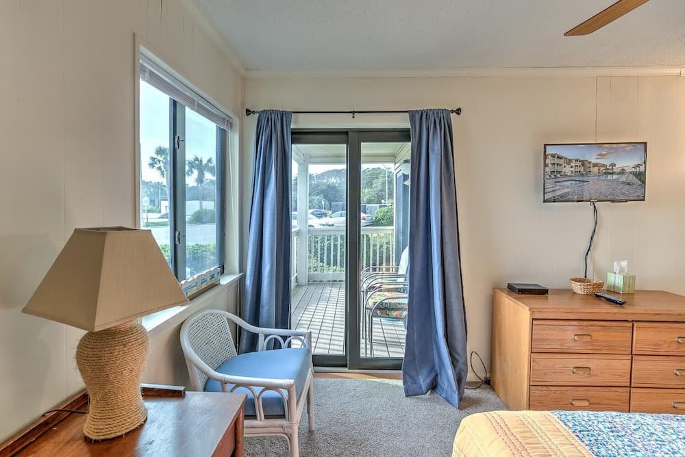 Ocean Forest S E-115 1 Bedroom Condo by Redawning