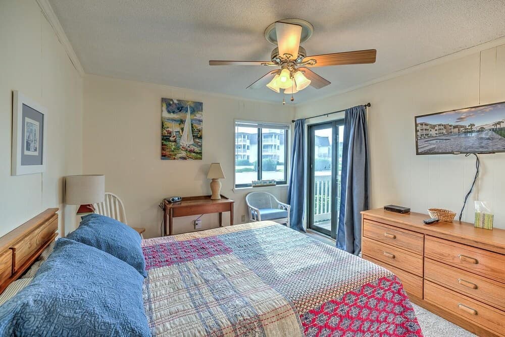 Ocean Forest S E-115 1 Bedroom Condo by Redawning