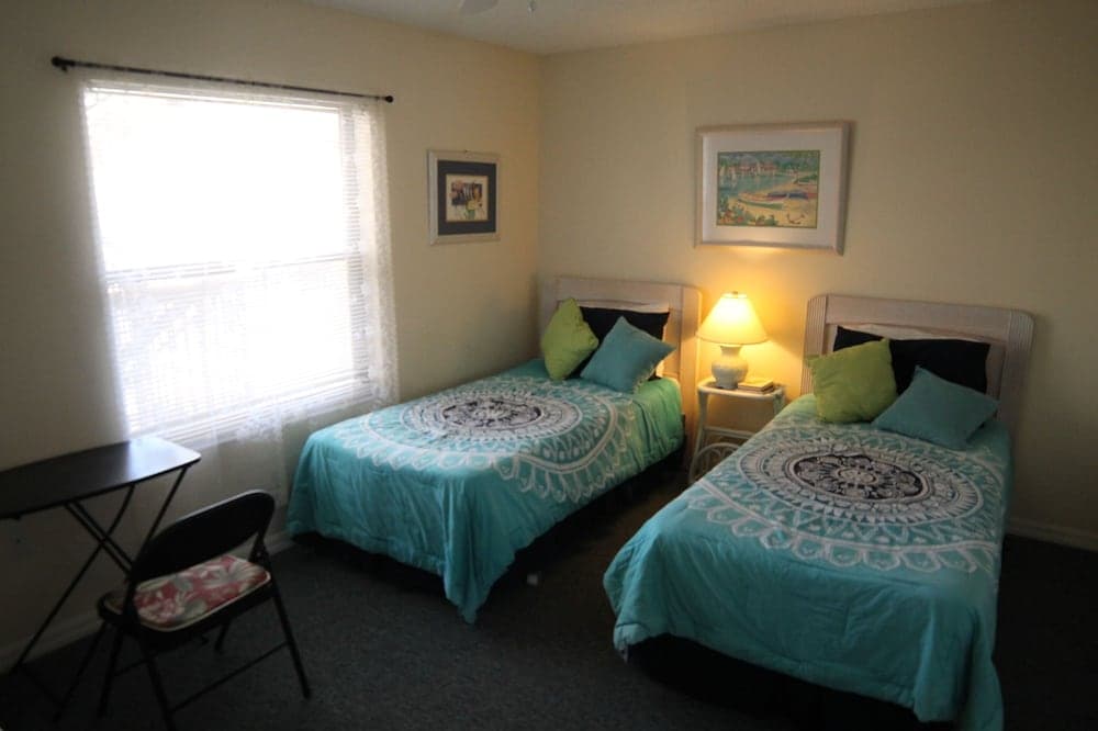 Ocean Village Club L22