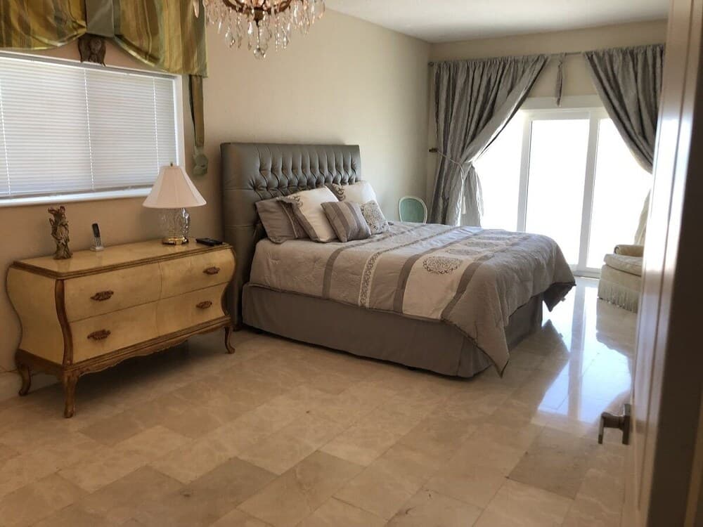 Ocean Mansion on the Beach, Private Pool, Hot Tub