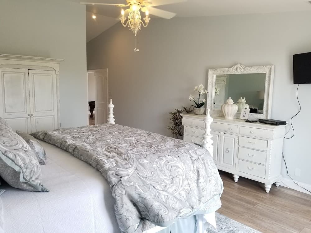 Seas the Day - Upper