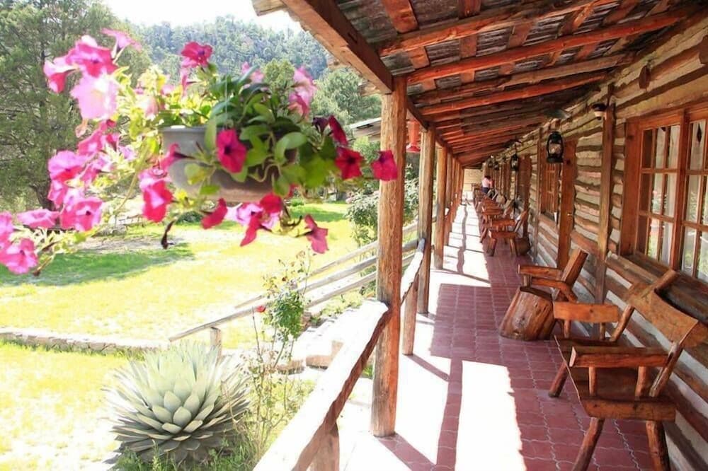 Hotel Sierra Lodge Cusarare